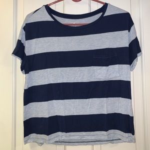semi cropped American eagle shirt size small